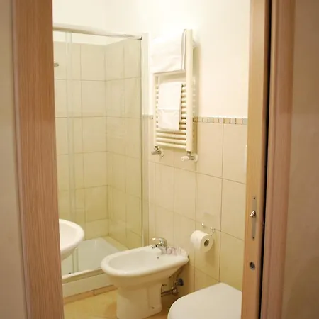 Apartrooms76